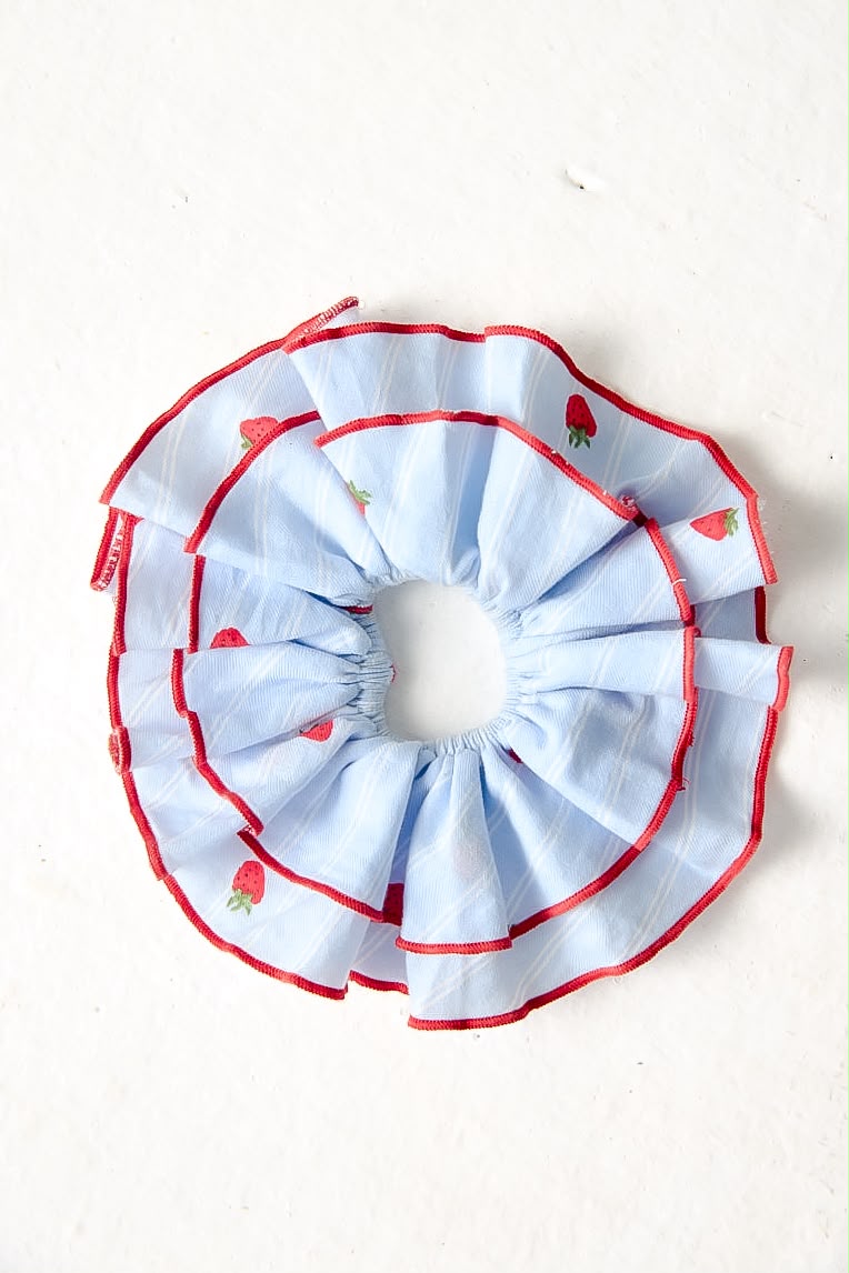 Strawberry Scrunchy